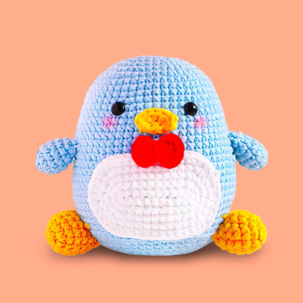 Happy Penguin Happy Penguin - Crochet Kit